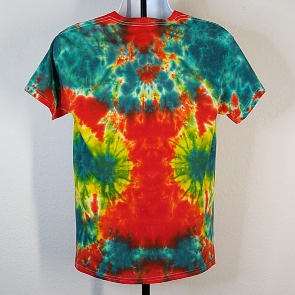 New Gildan Red, Yellow, Green and Pink Tie-Dye Medium T-Shirt - Picture 4 of 5